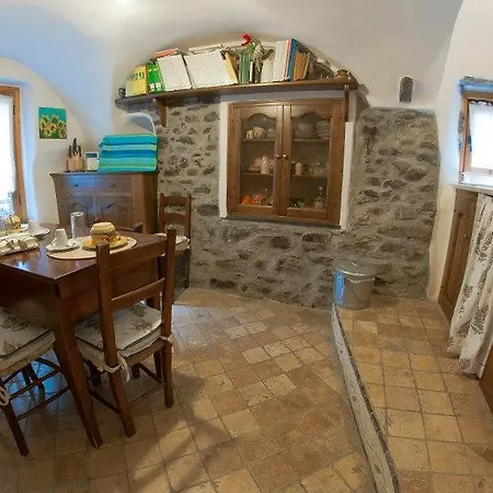 Alojamento de Acomodação e Pequeno-almoço Il Libro Dolceacqua