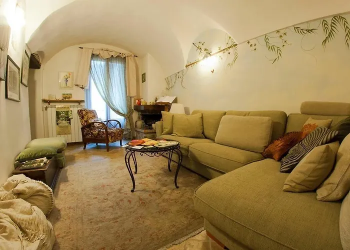 Bed & Breakfast Il Libro 4*