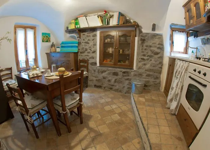 Bed & Breakfast Il Libro 4*